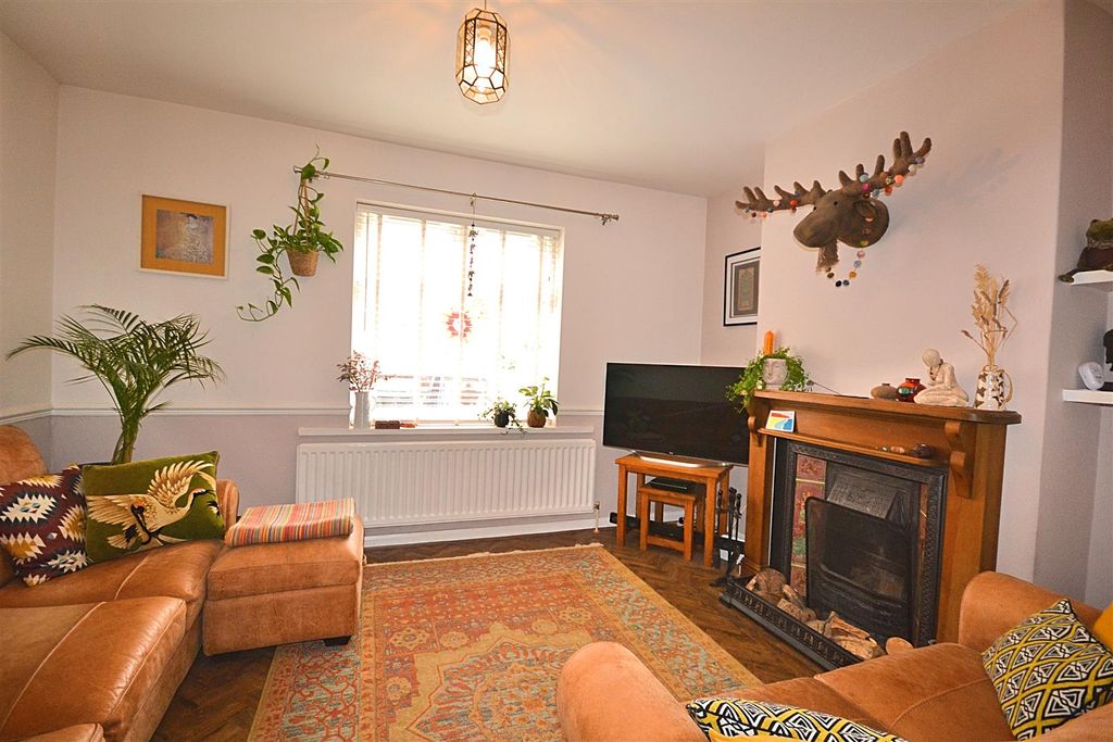 Property photo 2 of 21 46.Png