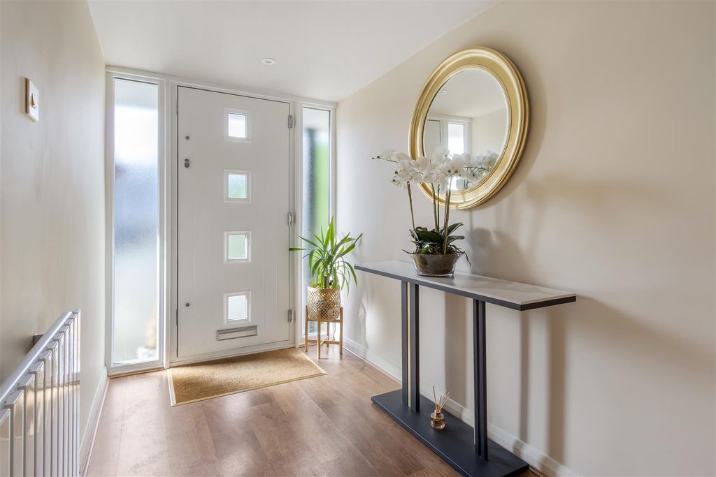 Property photo 2 of 25 Img_4122.Jpg