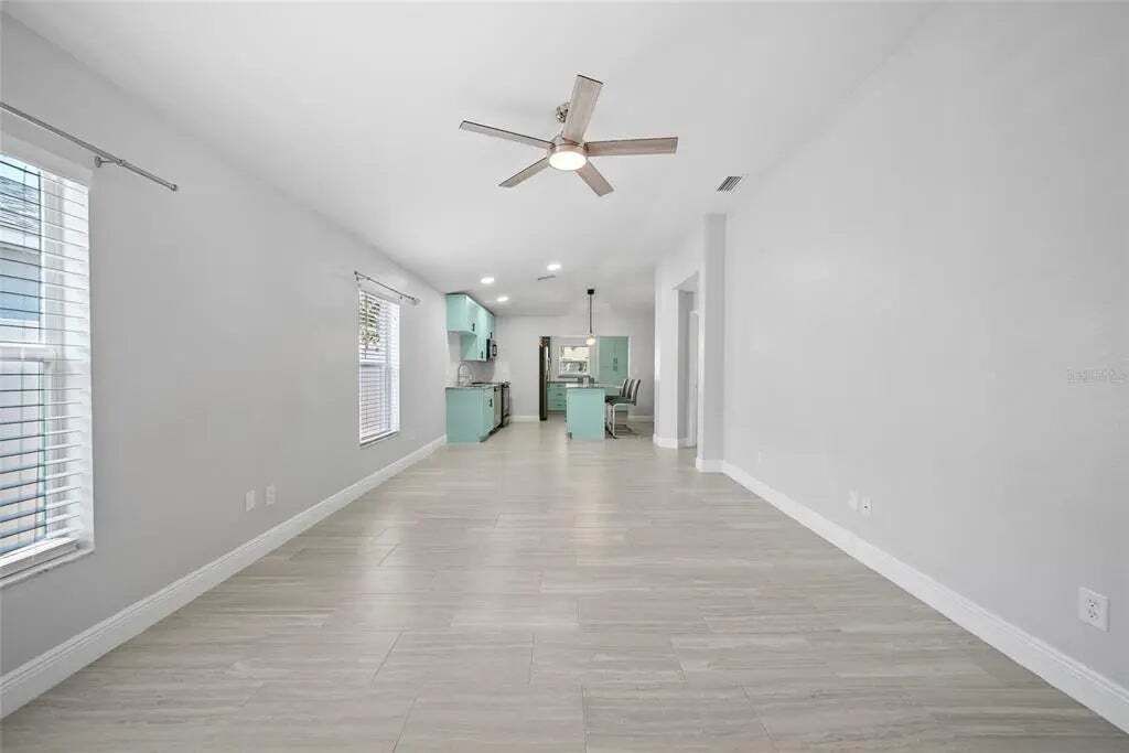 Property photo 3 of 20 <Alttext/>
