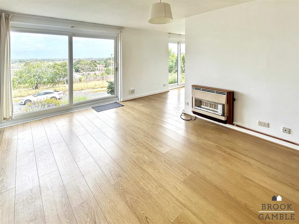 Property photo 2 of 17 01323 438506