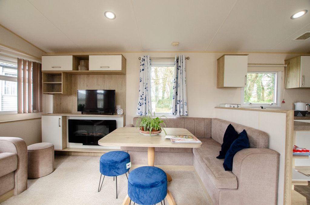 Property photo 3 of 13 8 Pine Lodge  Bodmin 01208 74182-08