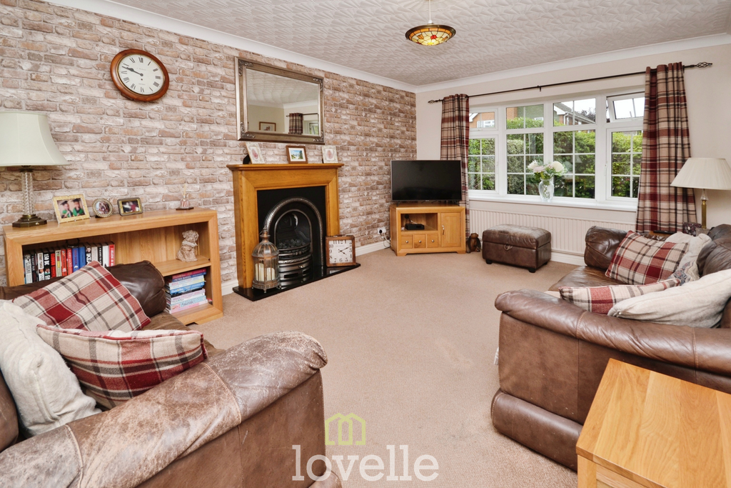 Property photo 3 of 23