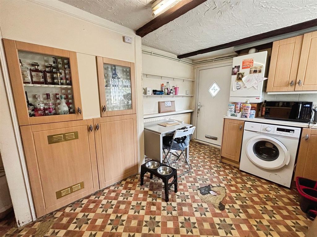 Property photo 3 of 15 Kitchen/Diner