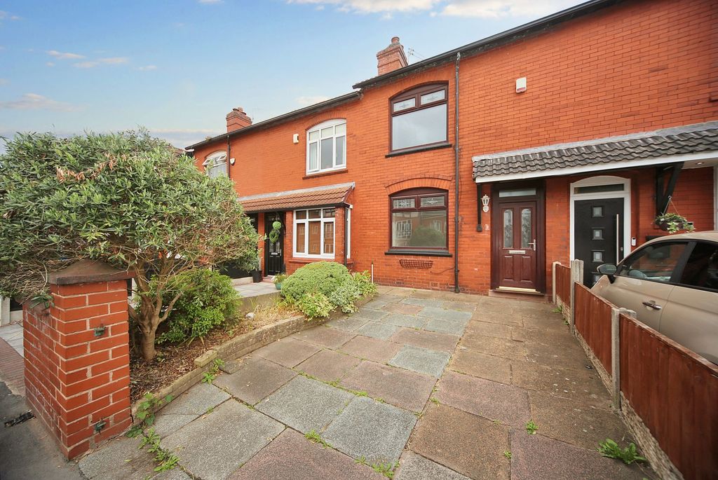 Property photo 1 of 21