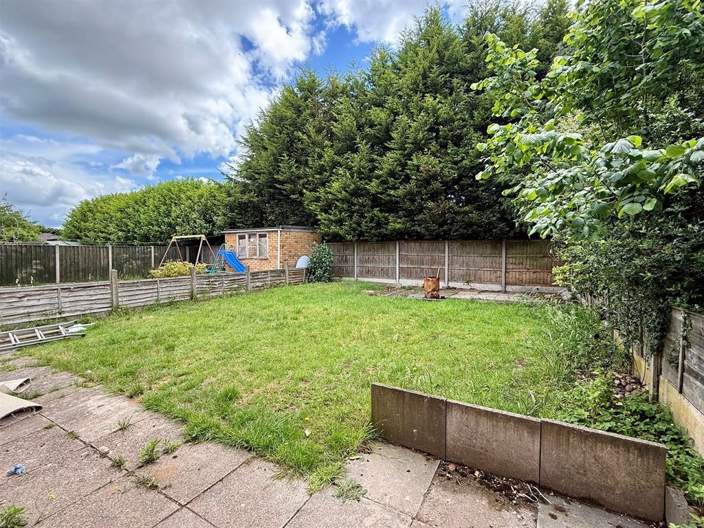 Property photo 1 of 9 Back Garden.Jpg