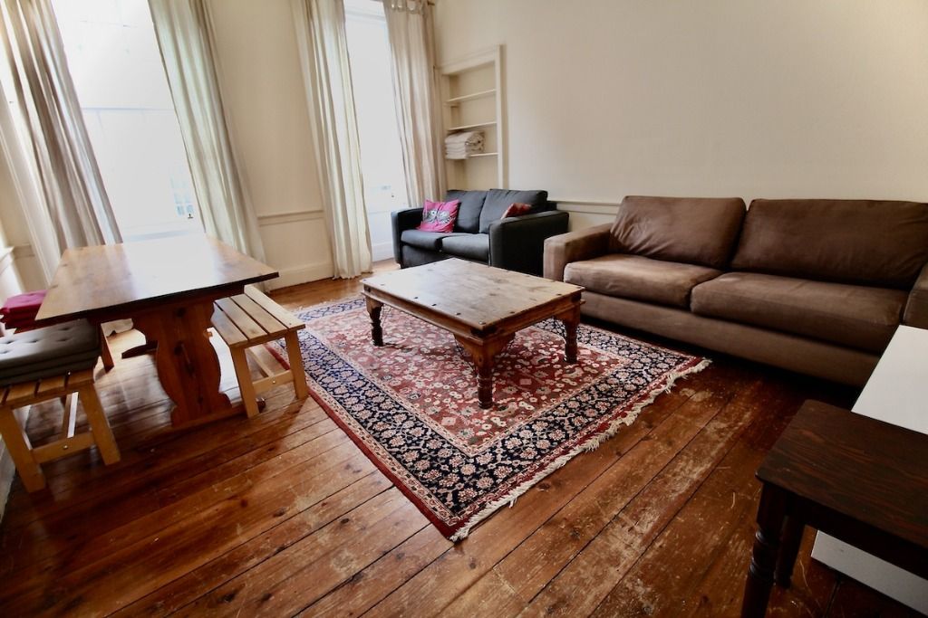 Property photo 2 of 11