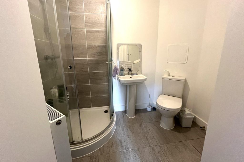 Property photo 3 of 10 3.Jpg