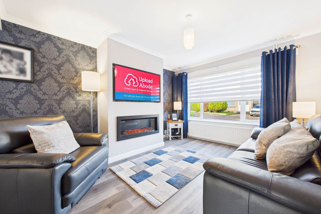 Property photo 2 of 30