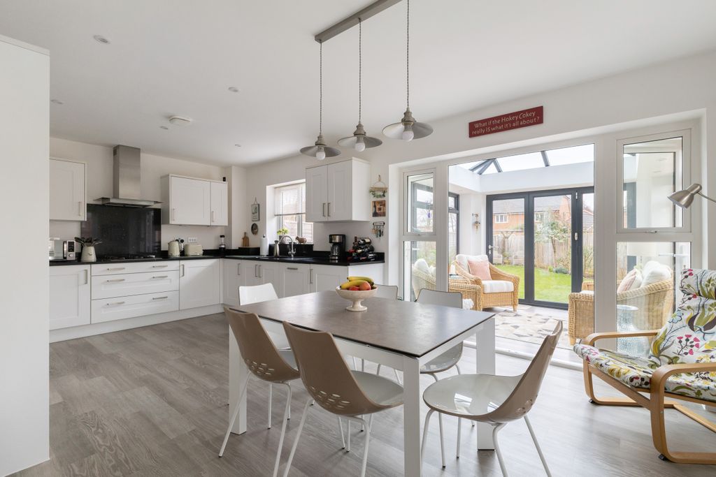 Property photo 2 of 15