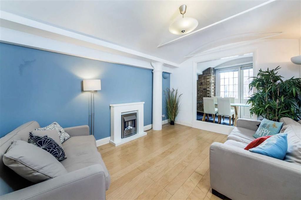 Property photo 2 of 6