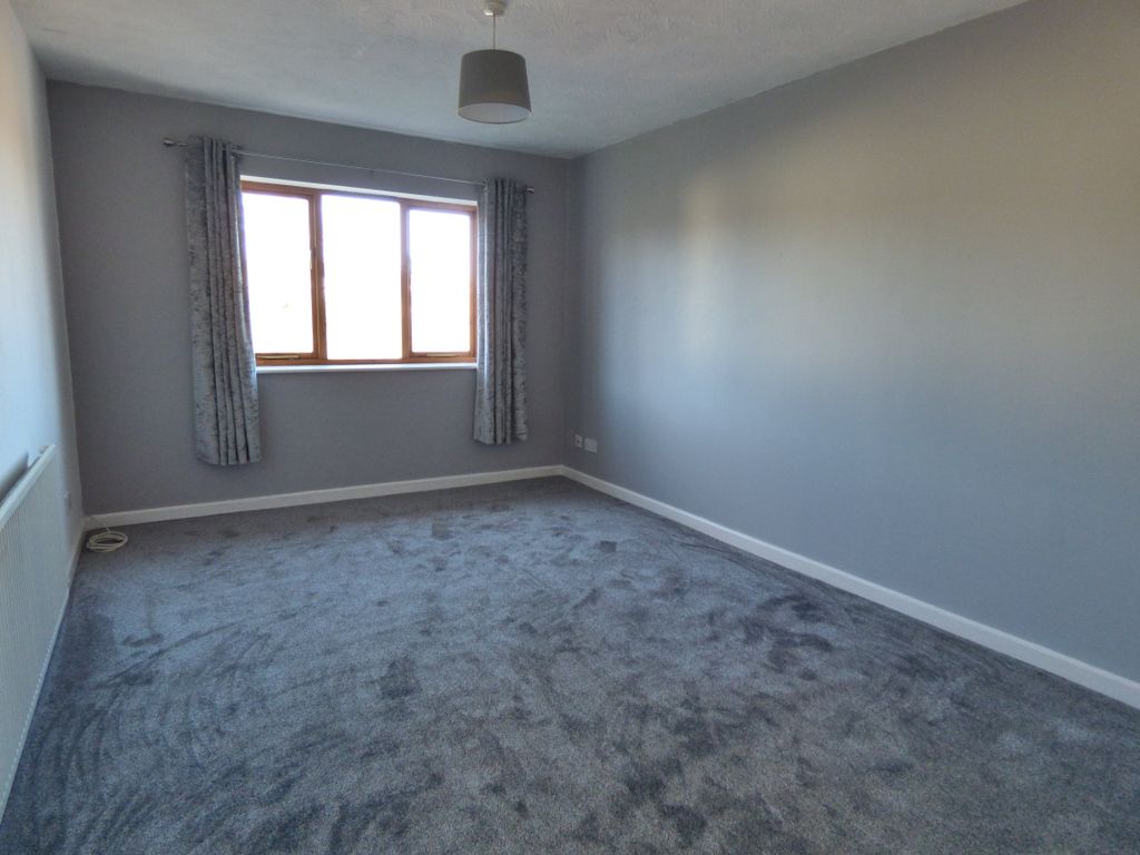 Property photo 3 of 6 P1030076