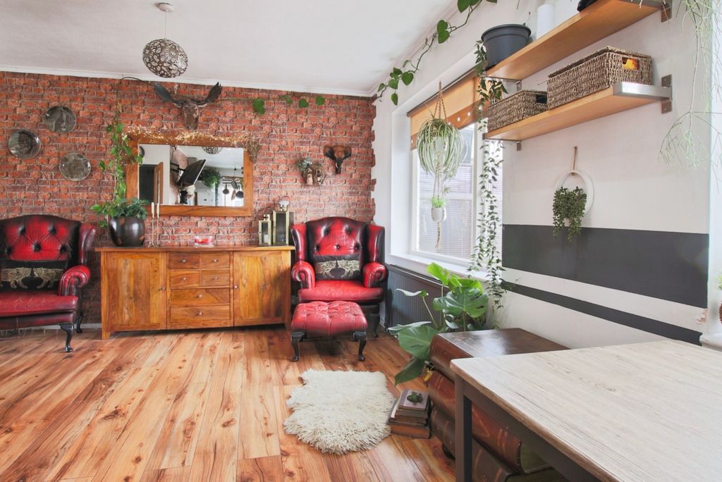 Property photo 2 of 14 5056475