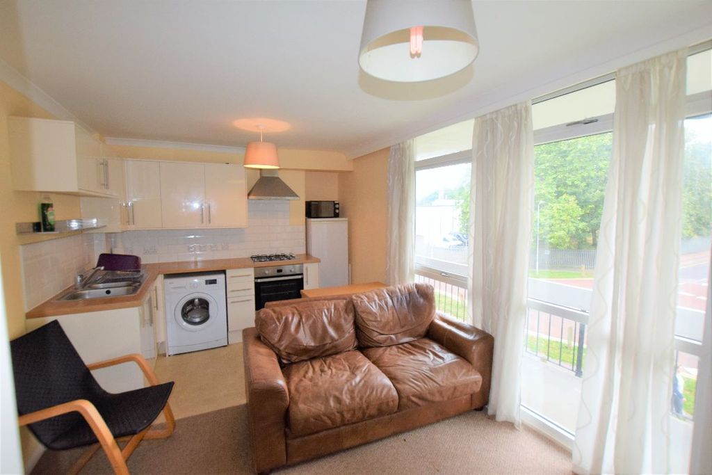 Property photo 2 of 10 Gallery