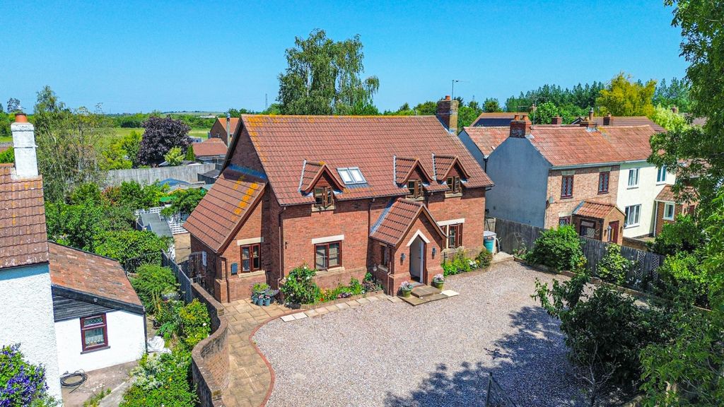 Property photo 1 of 35 4223241