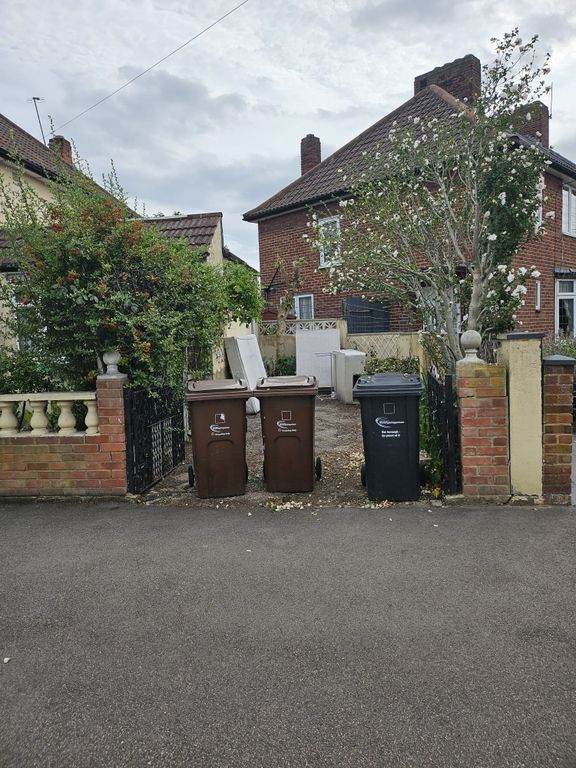 Property photo 2 of 24