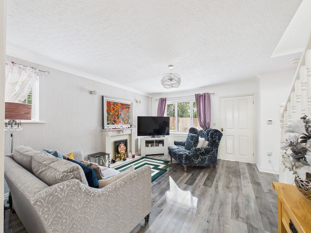 Property photo 2 of 39