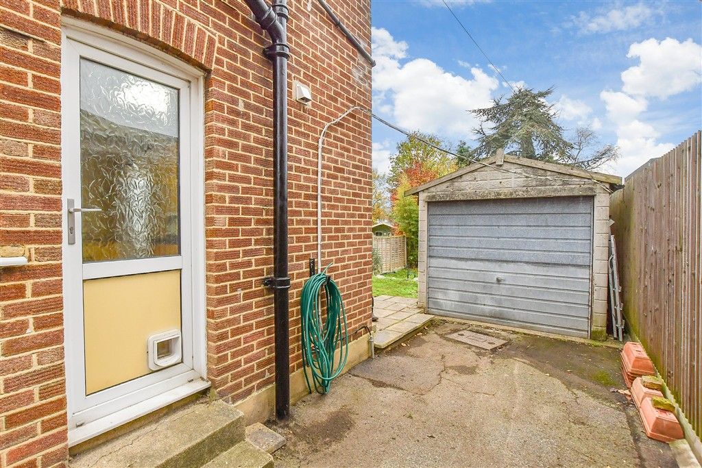 Property photo 3 of 15 Dining Area