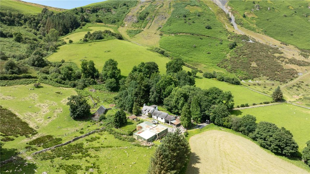 Property photo 2 of 30 Picture No. 26