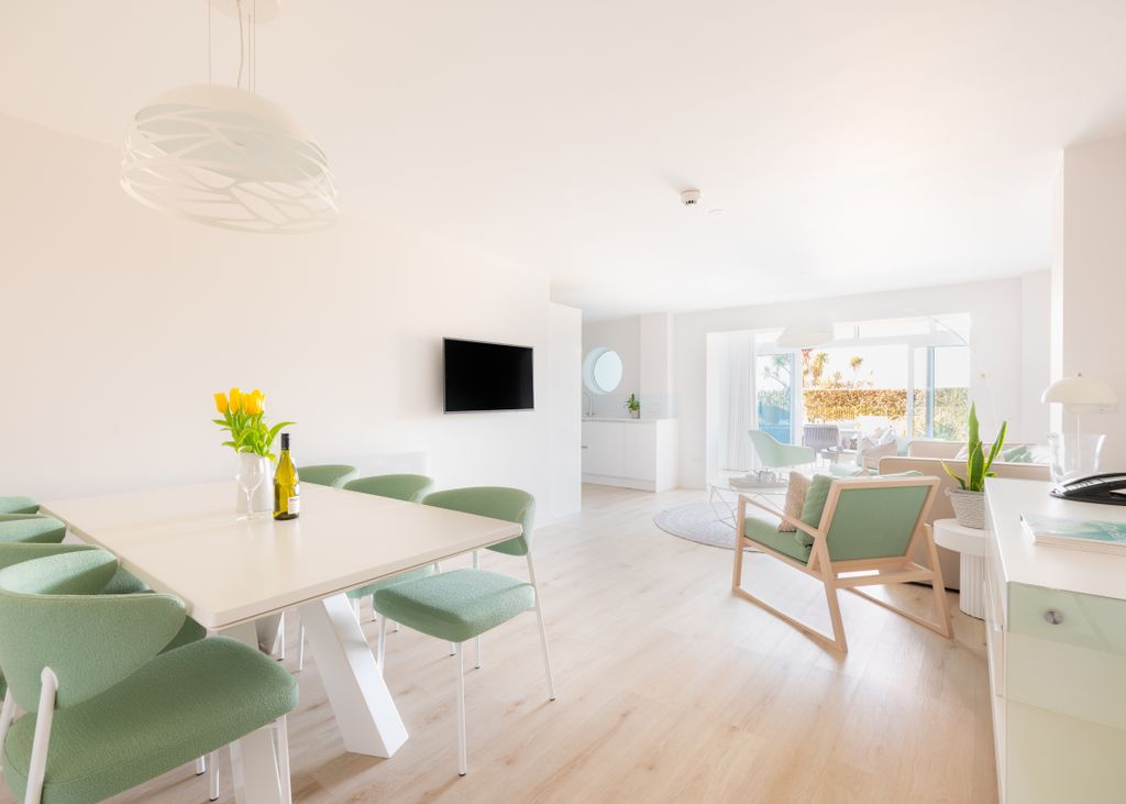 Additional image 4 of 3 bed flat for saleTrebetherick PL27