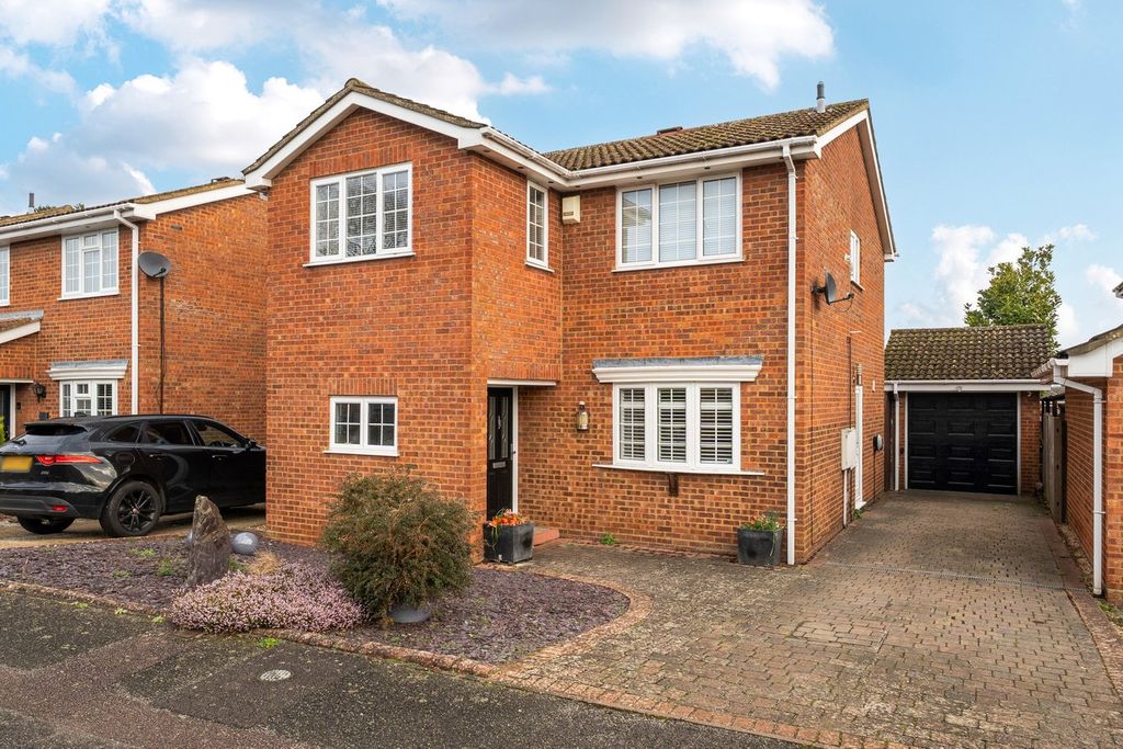 Property photo 1 of 16