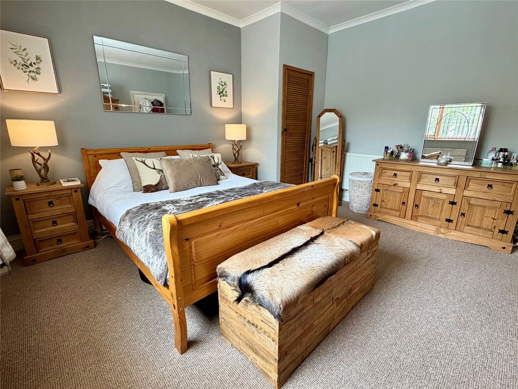 Additional image 8 of 4 bed bungalow for salePriory Lodge Drive, Milford Haven, Pembrokeshire SA73