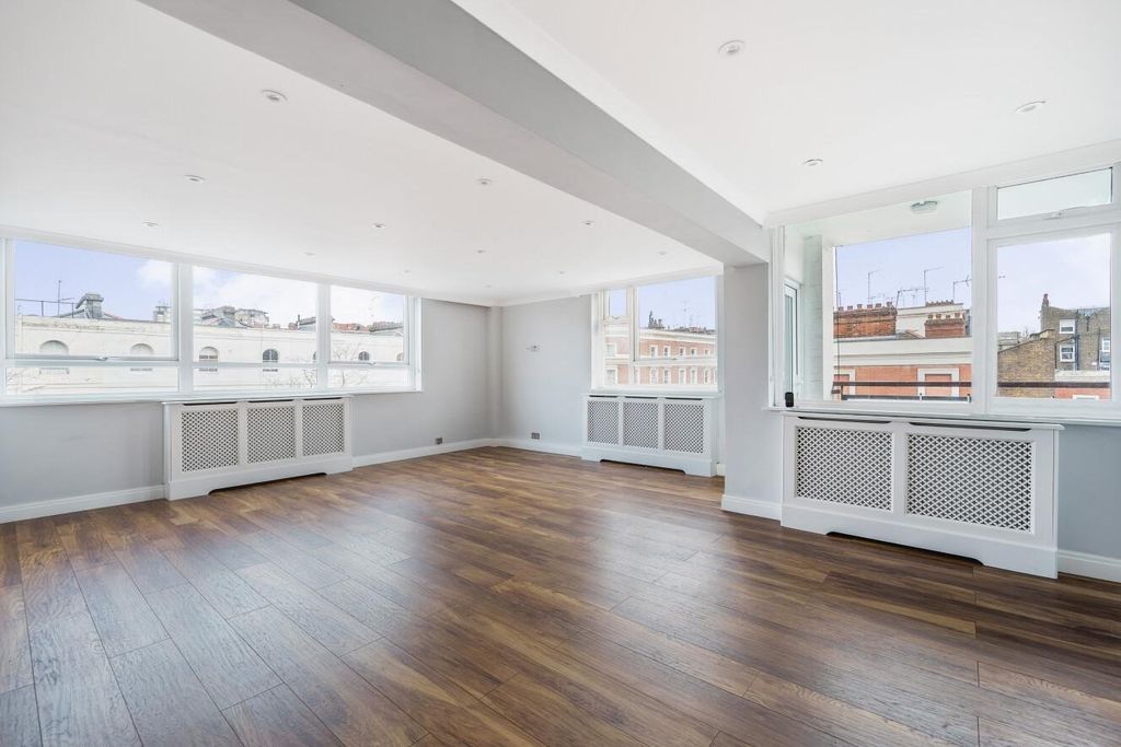 Property photo 1 of 11 Picture No. 01