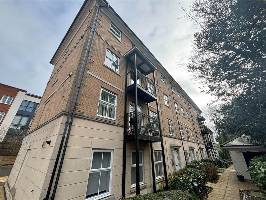 Property photo 2 of 8 Processed-053Eee0C-9C5C-472F-B2A1-3D0Aec148A9C