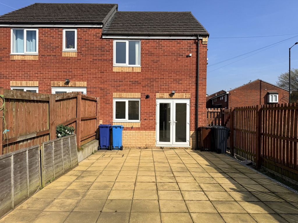 Property photo 2 of 19