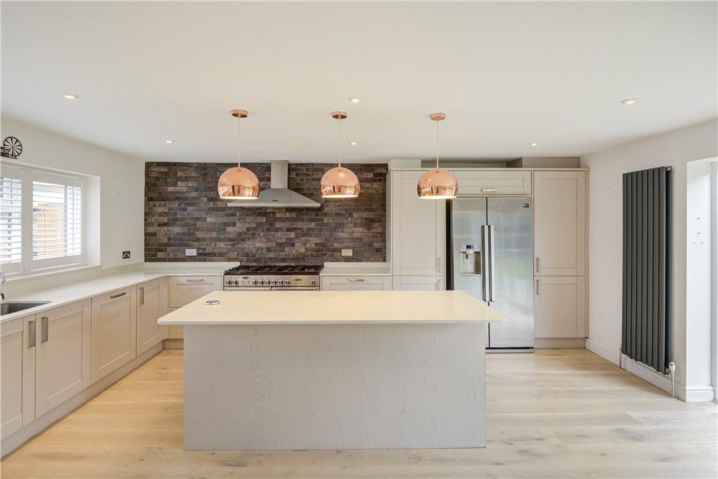 Property photo 2 of 22 Picture No. 29