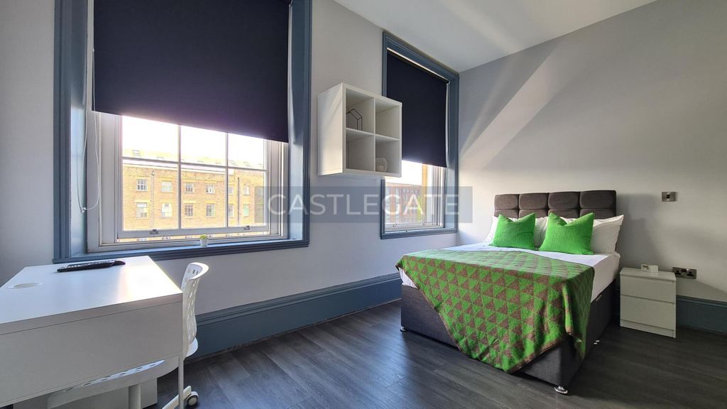 Property photo 2 of 13 Merchants Hall 2.3.1 Bedroom (3)
