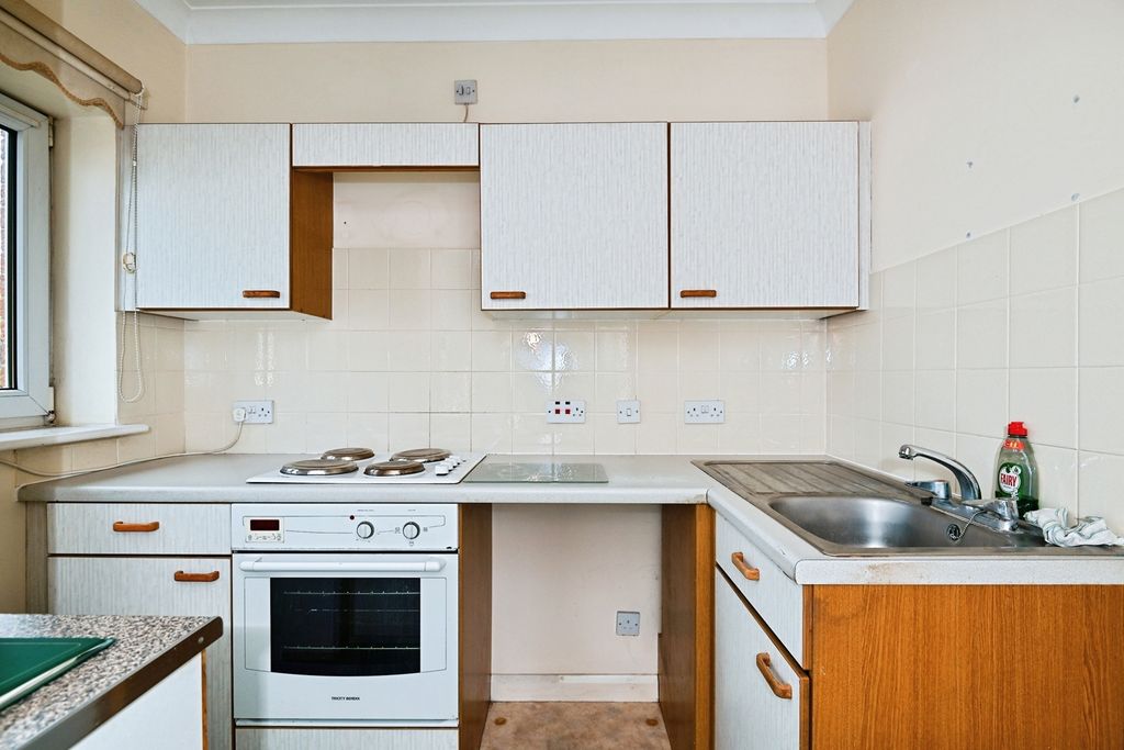 Property photo 2 of 17 Pbox-Img.Jpg