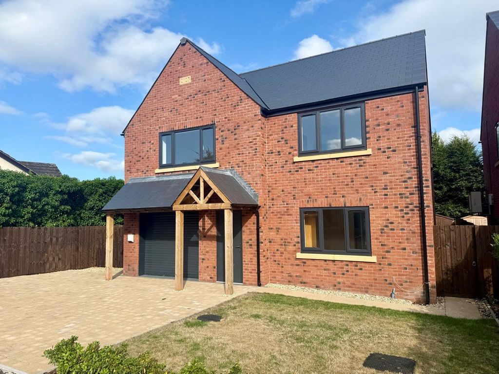 Property photo 1 of 31