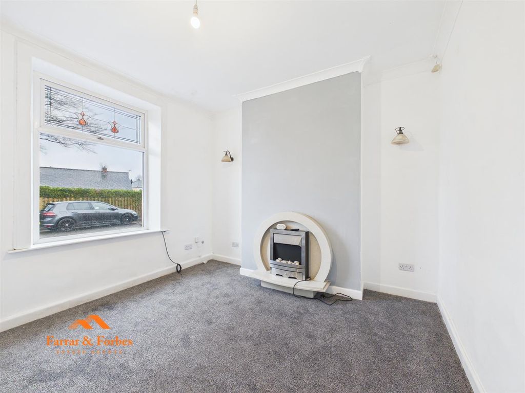 Property photo 3 of 17 Cam03956G0-Pr0209-Still006.Jpg