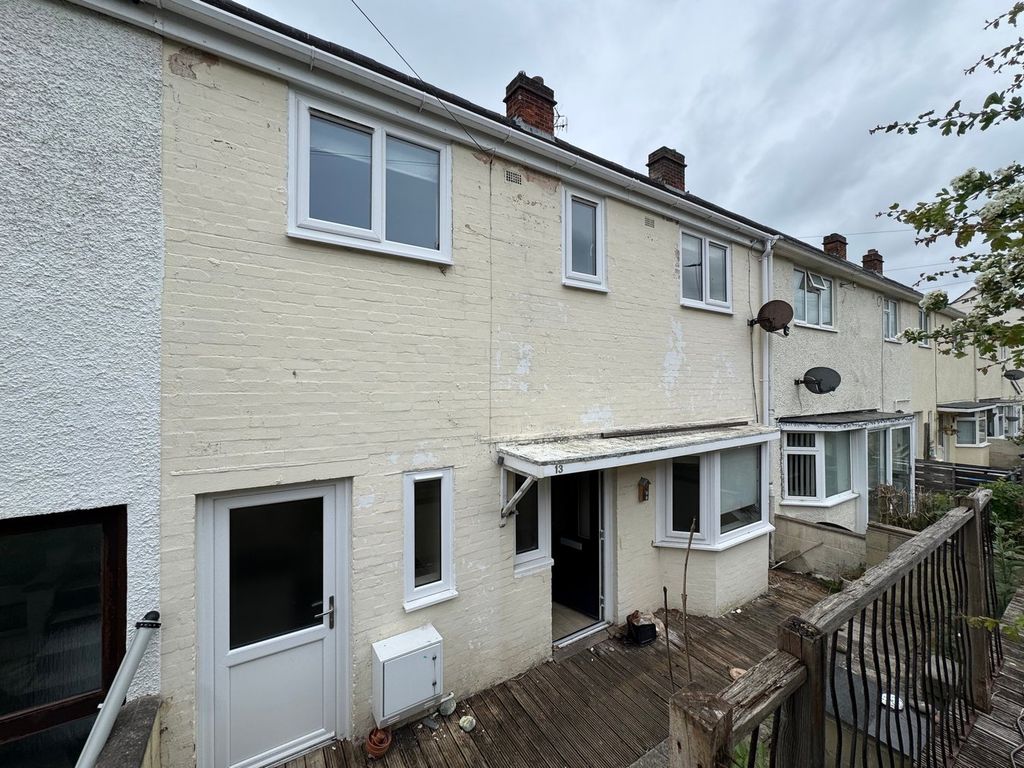 Property photo 3 of 24