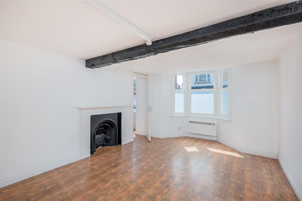 Property photo 2 of 15 56 Ely Street 2482-7.Jpg