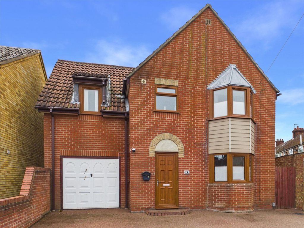 Property photo 1 of 16 Picture No. 28