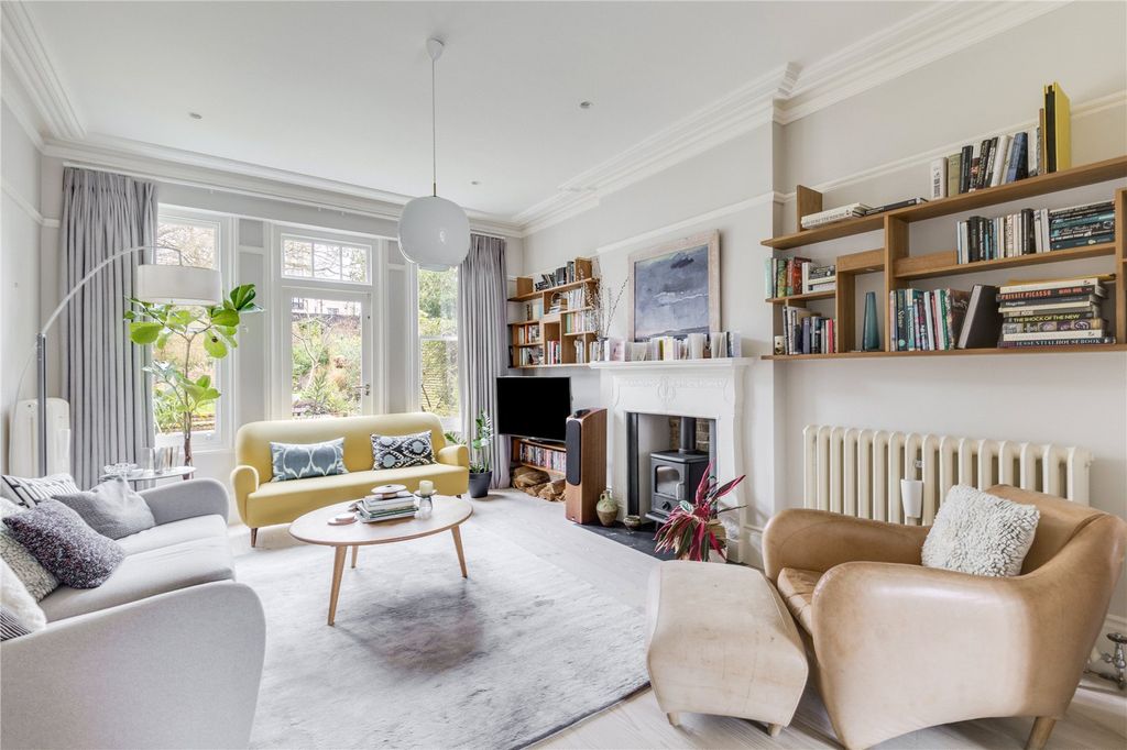 Property photo 3 of 20 Picture No. 13