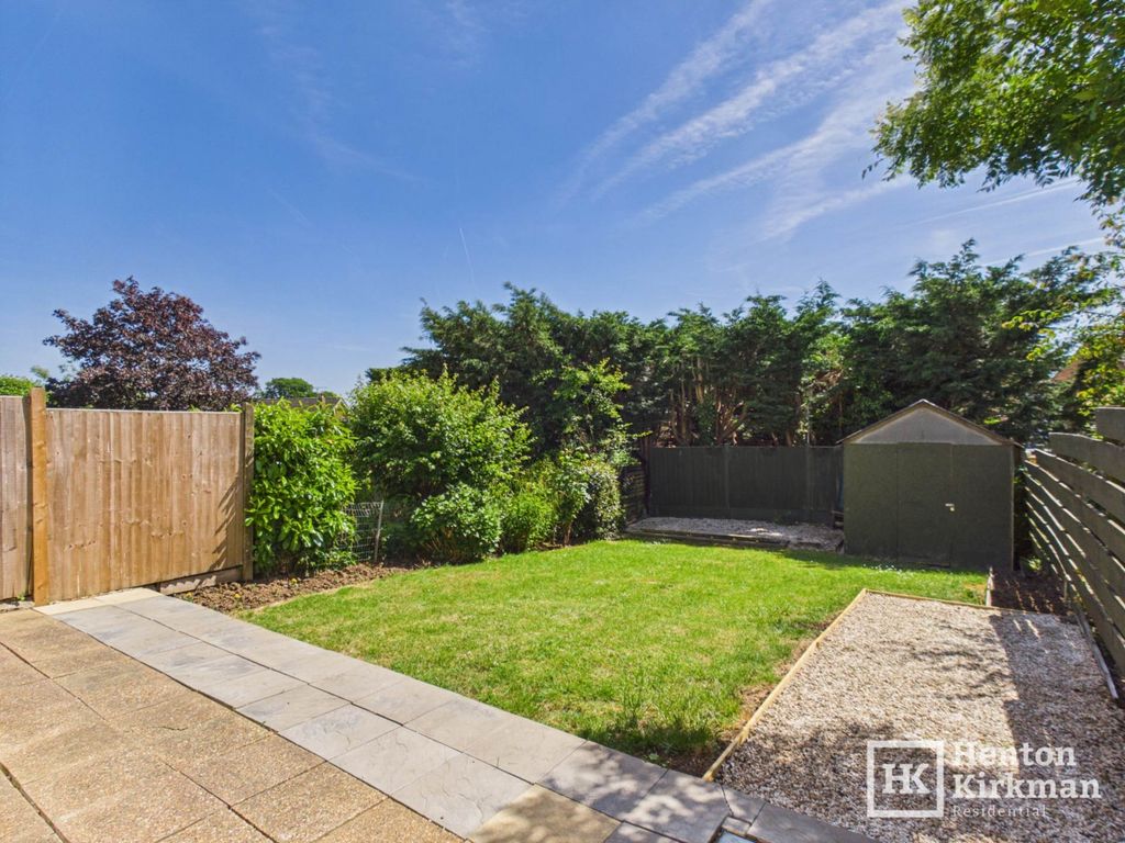 Property photo 2 of 19