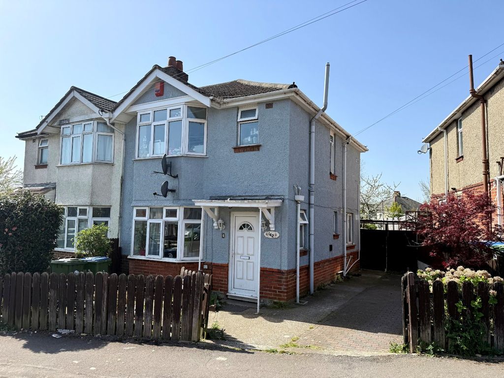 Property photo 1 of 8 Picture No. 11