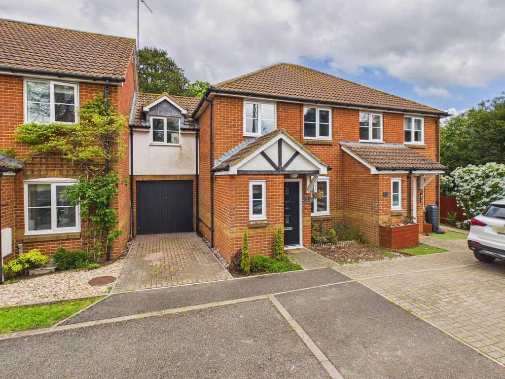 Property photo 1 of 20 Front