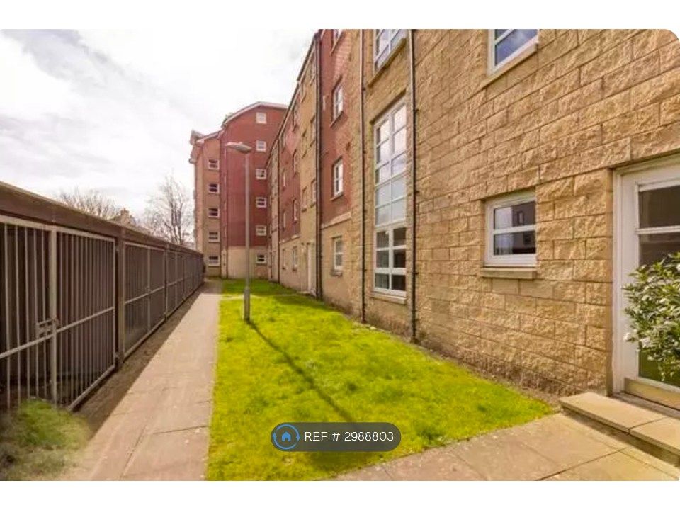 Property photo 3 of 18