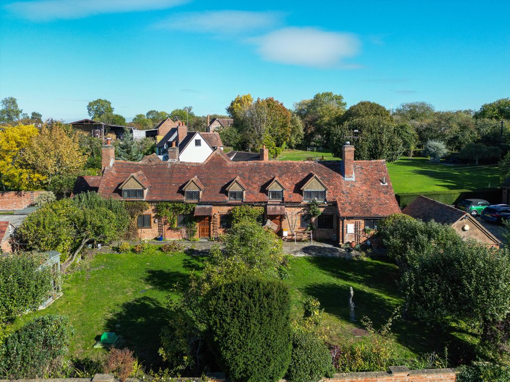 Property photo 1 of 25 Image