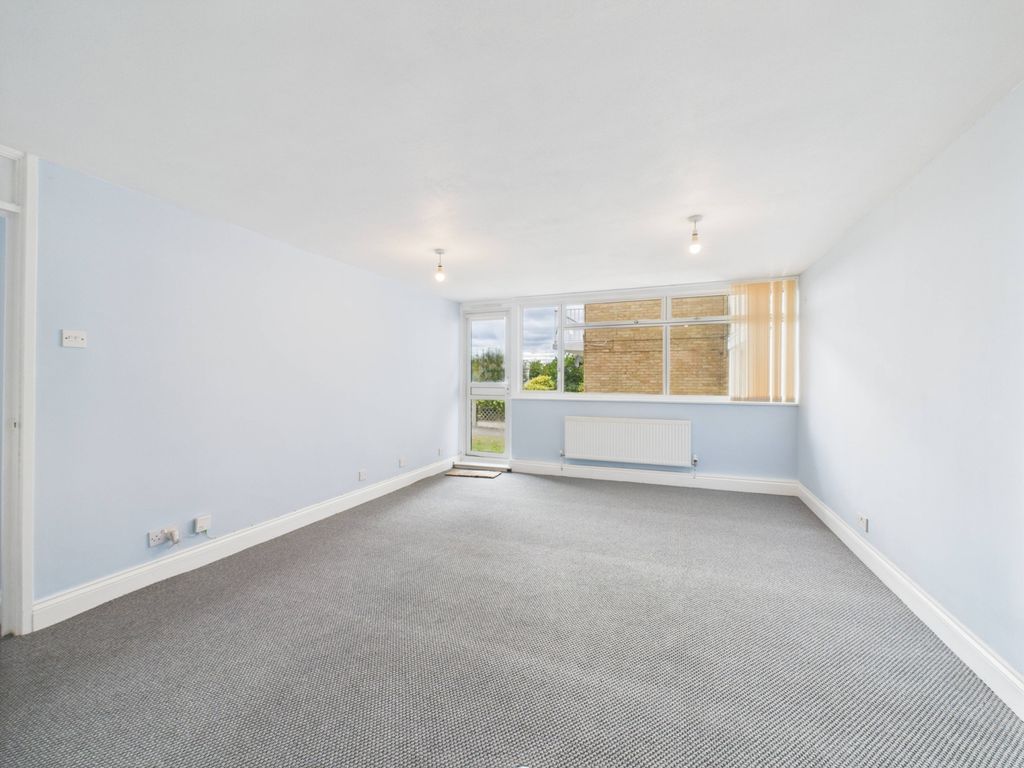 Property photo 2 of 13 Cam01791G0-Pr0185-Still003