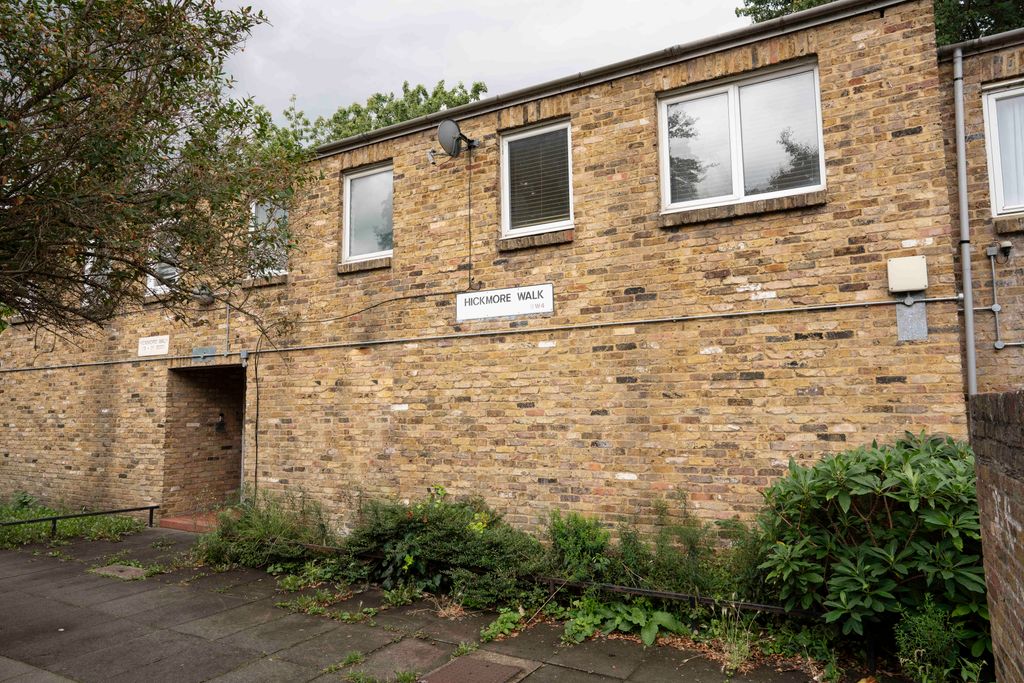 Property photo 3 of 13