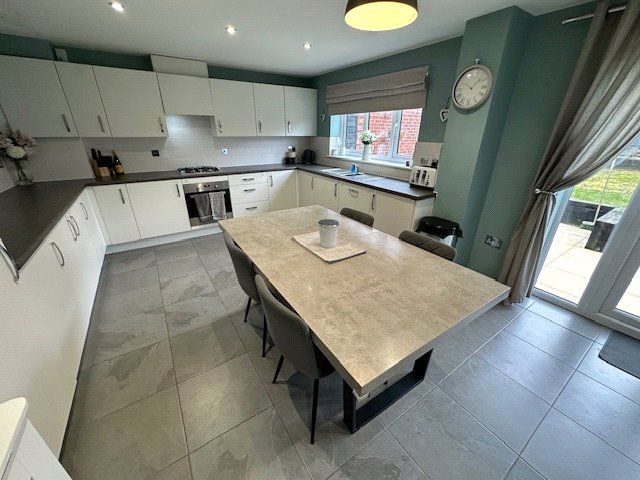 Property photo 3 of 17 Picture No. 29