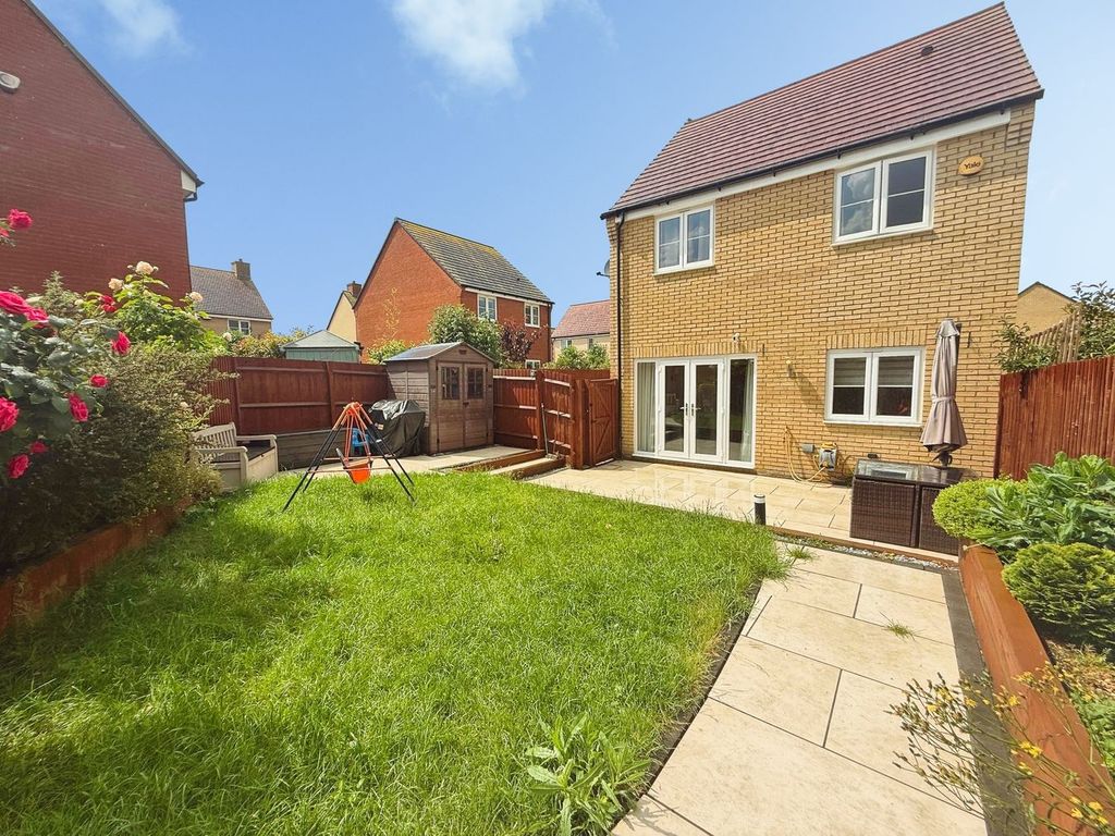 Property photo 3 of 24