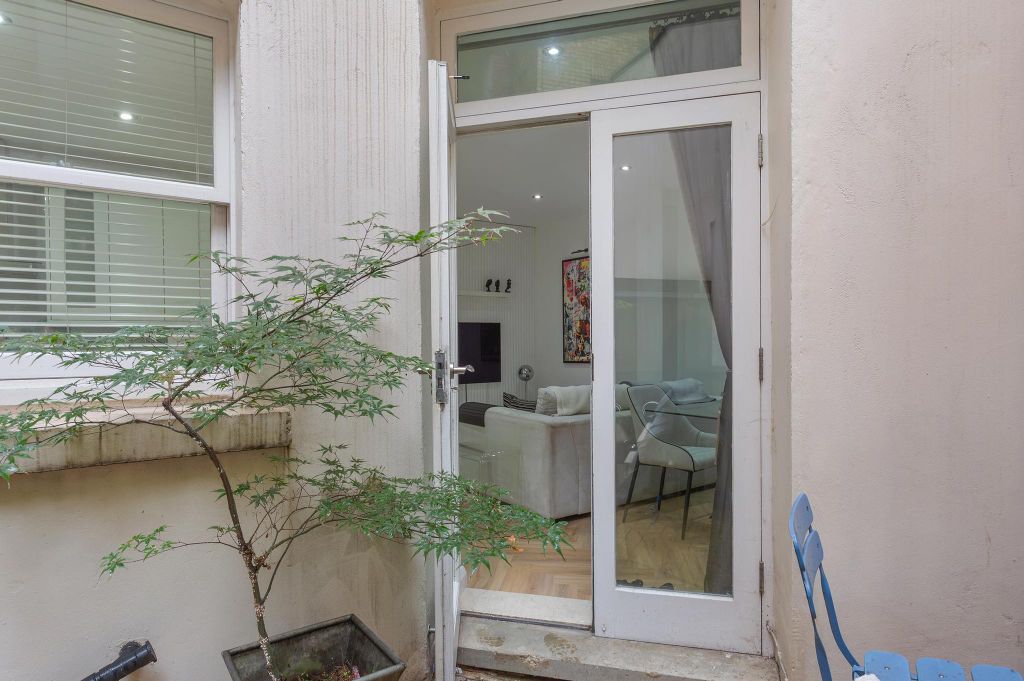 Property photo 2 of 16 Image