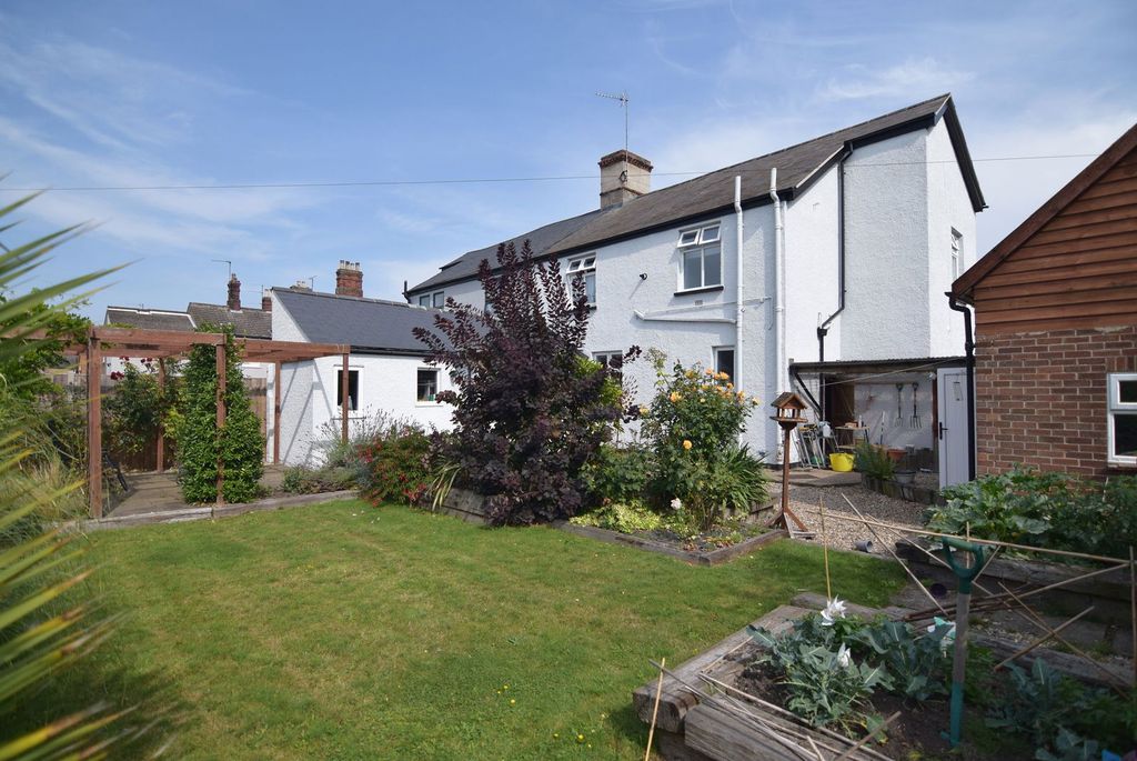 Property photo 3 of 18
