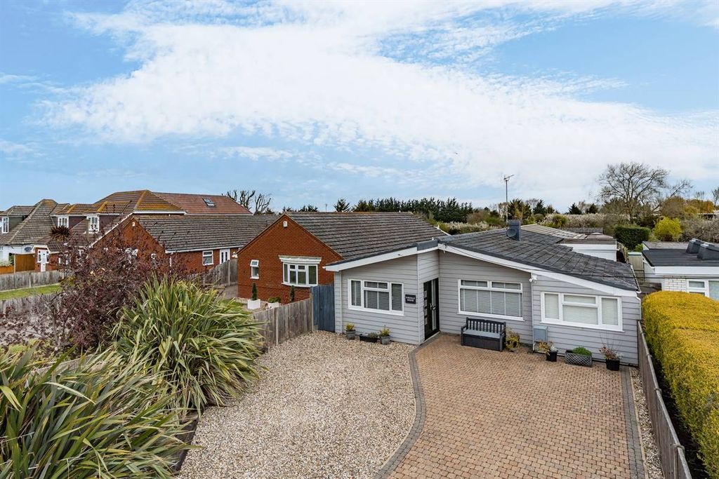 Property photo 1 of 31