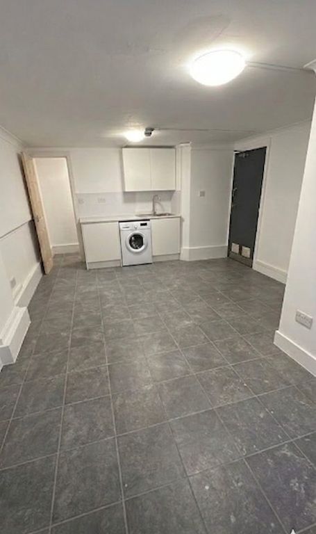 Property photo 3 of 3